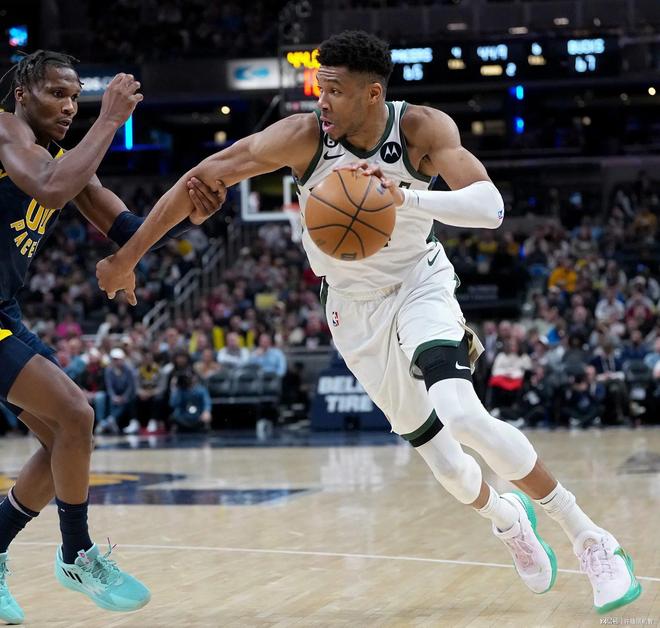 雄鹿队阵容深度受考验，球员步入备战状态的简单介绍