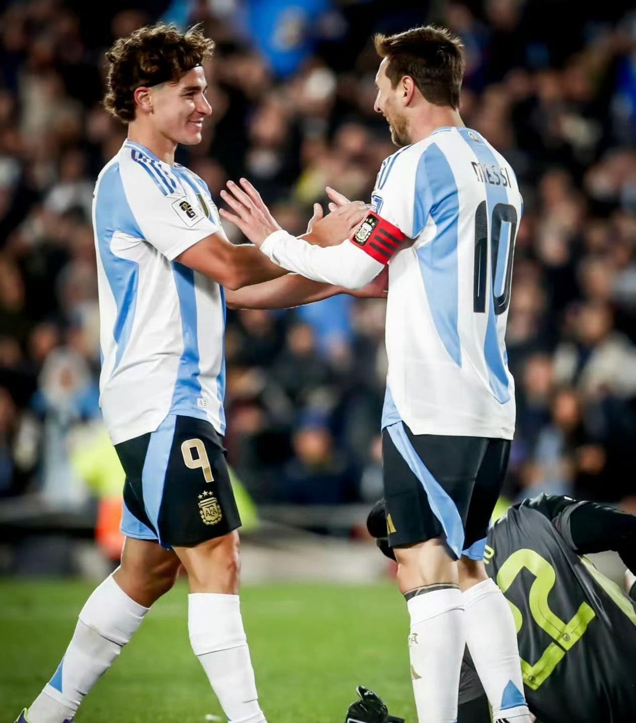 关于南美洲球队表现出众，各项数据获赞的信息